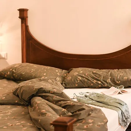 Merli's Nest Отель типа 