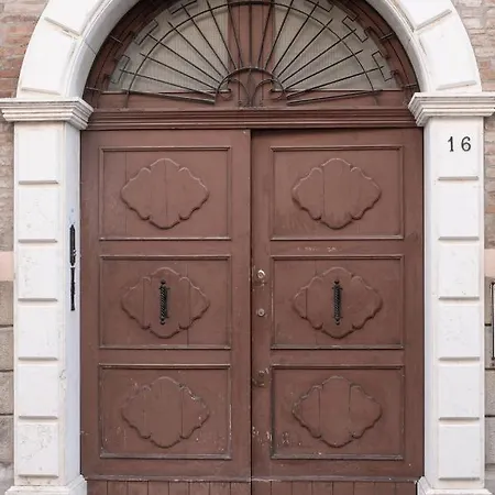 Bed & Breakfast Merli's Nest Ferrara